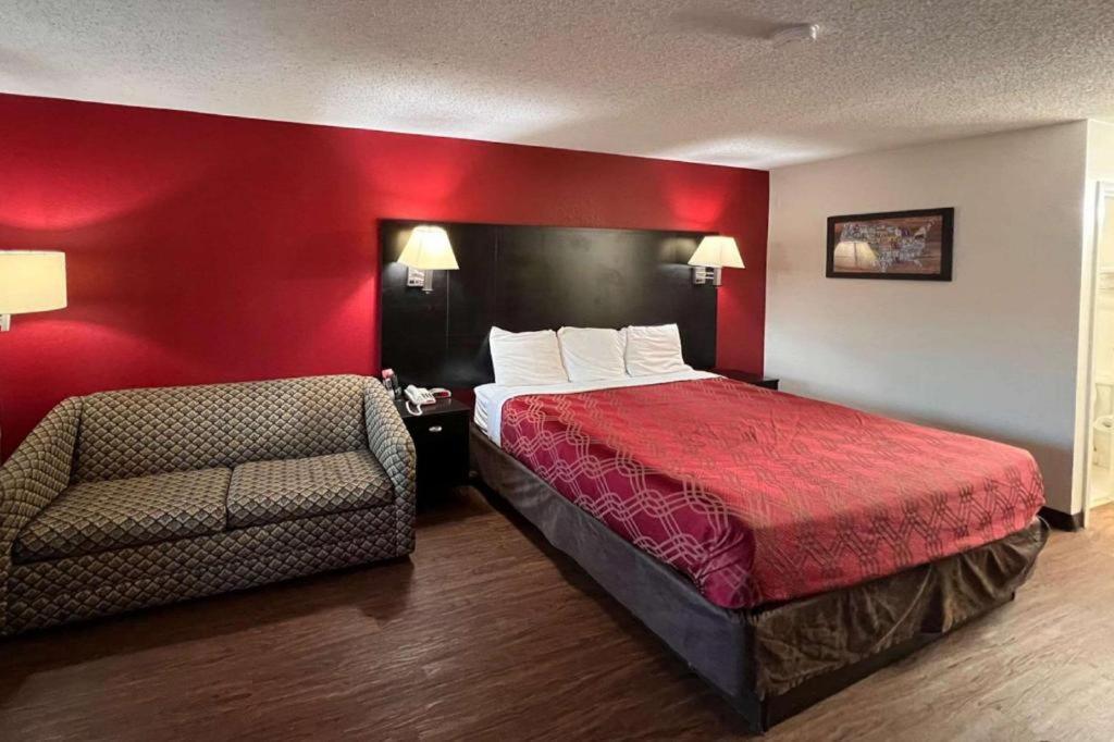 Econo Lodge Inn & Suites I-20, Exit 73 Tuscaloosa Exteriör bild