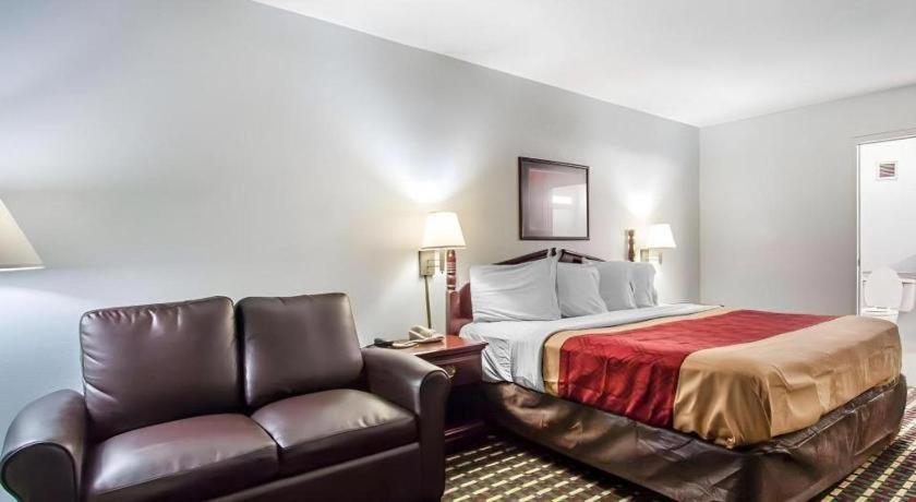 Econo Lodge Inn & Suites I-20, Exit 73 Tuscaloosa Exteriör bild